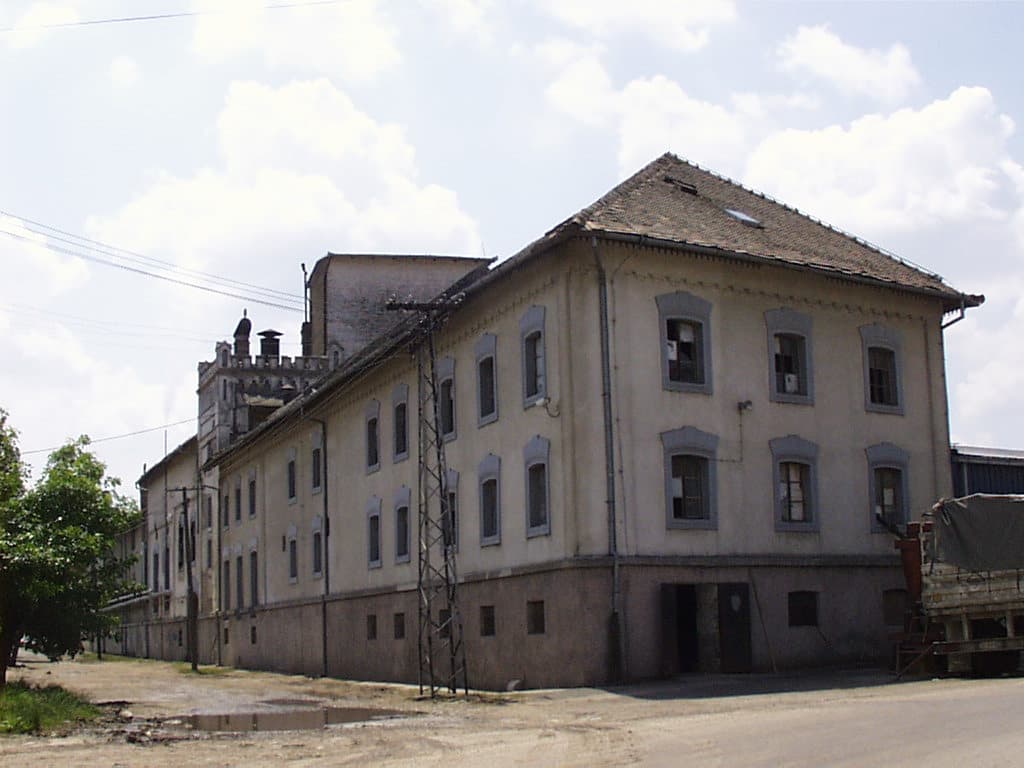 Vršačka pivara, pogled na fabričku zgradu iz dvorišta
